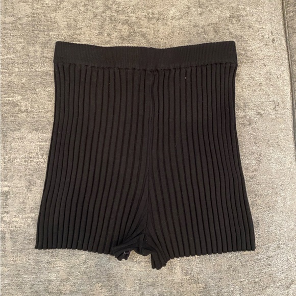 Whitefox Ribbed Shorts - Picture 1 of 5
